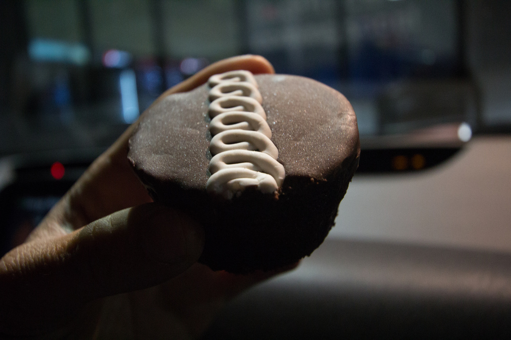 8272718145_68f1e69b0f_b_green-cupcake