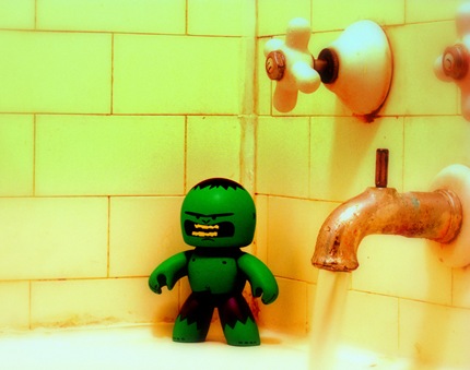 HulkInShowerbyToeFu_thumb.jpg