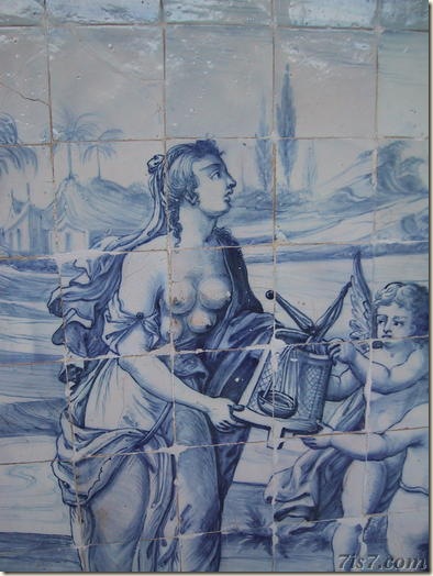 salvador_4breastedwoman